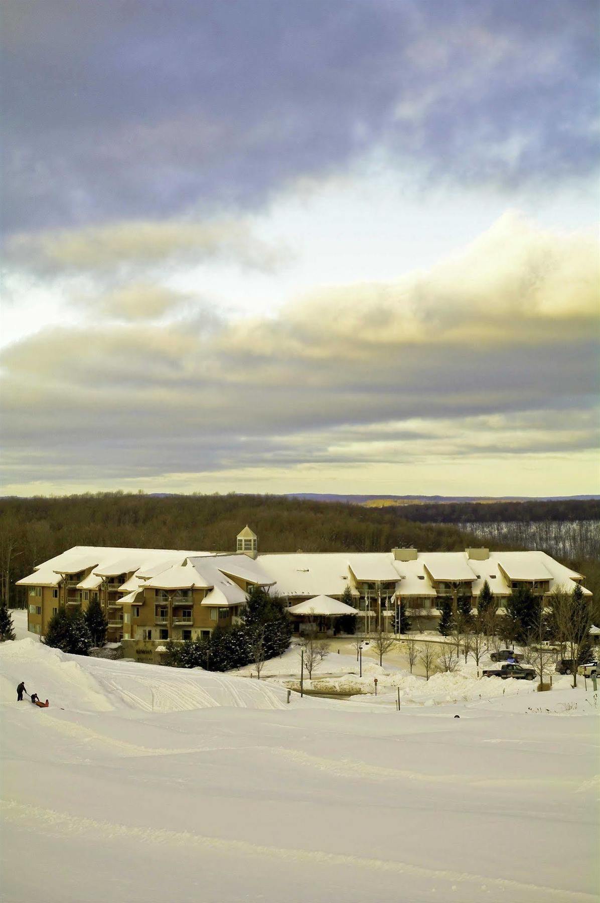 Cedar River Village Bellaire Buitenkant foto